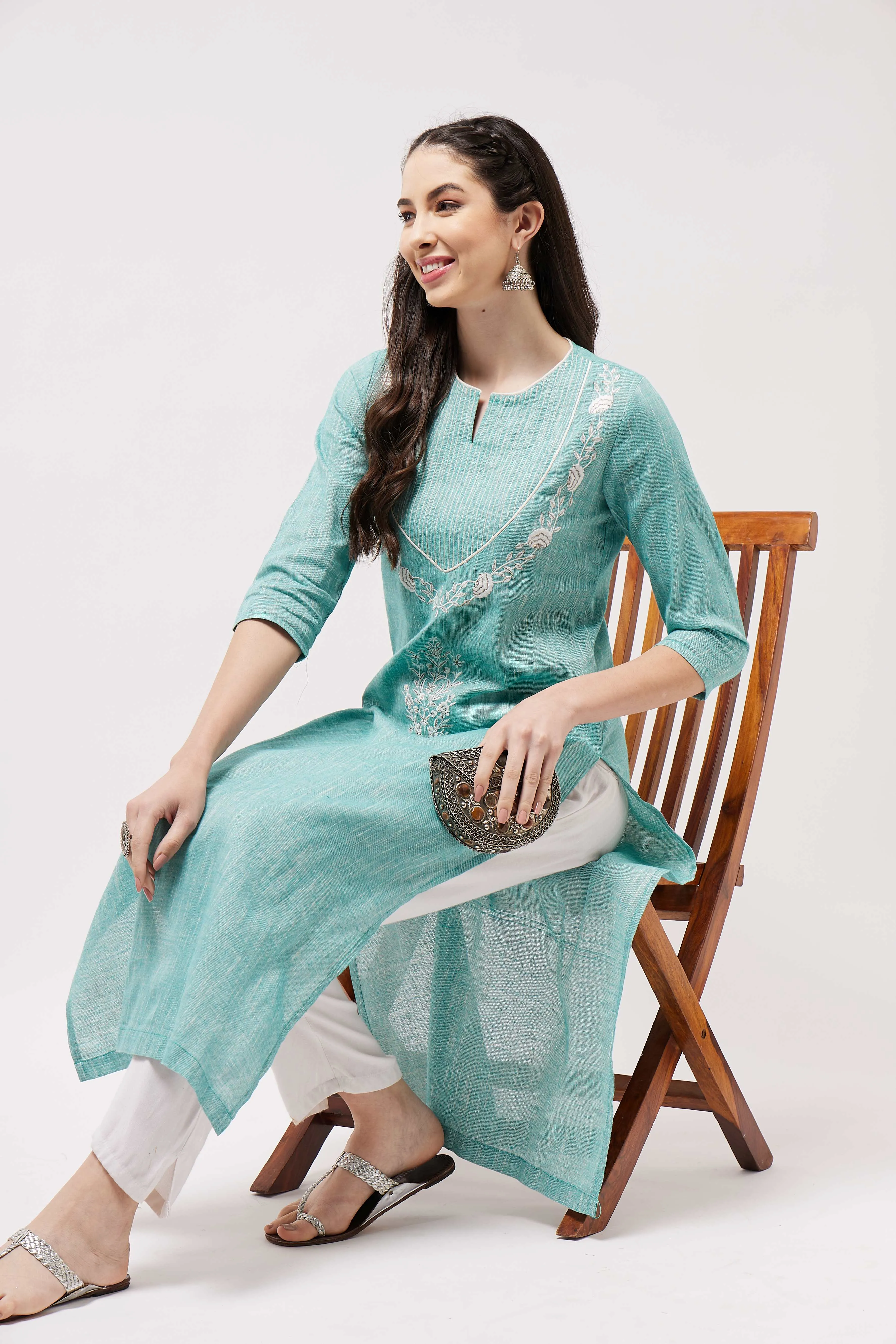 Chambray Embroidered Quarter Sleeves Kurta