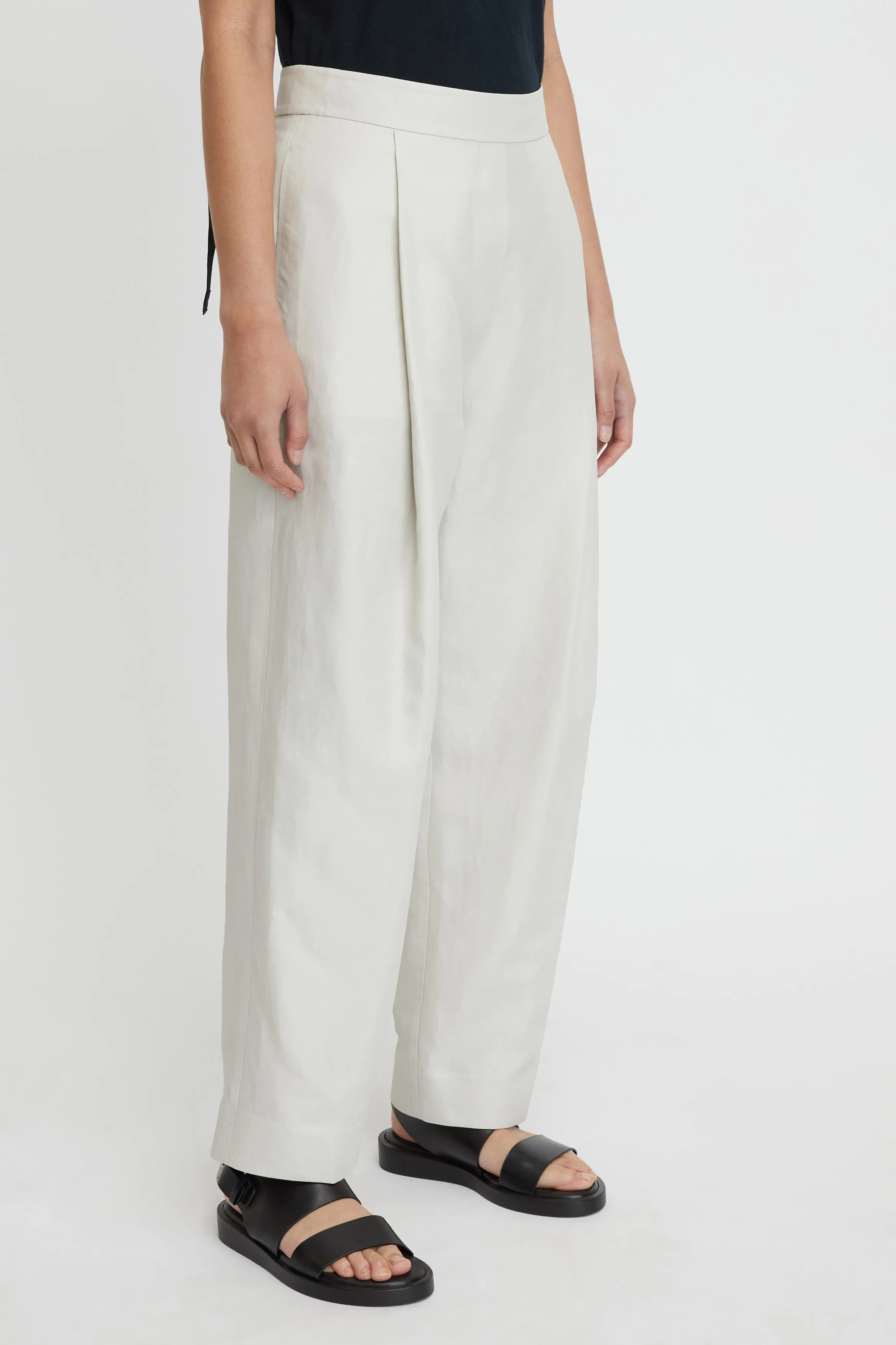 Lennox Pleat Pant