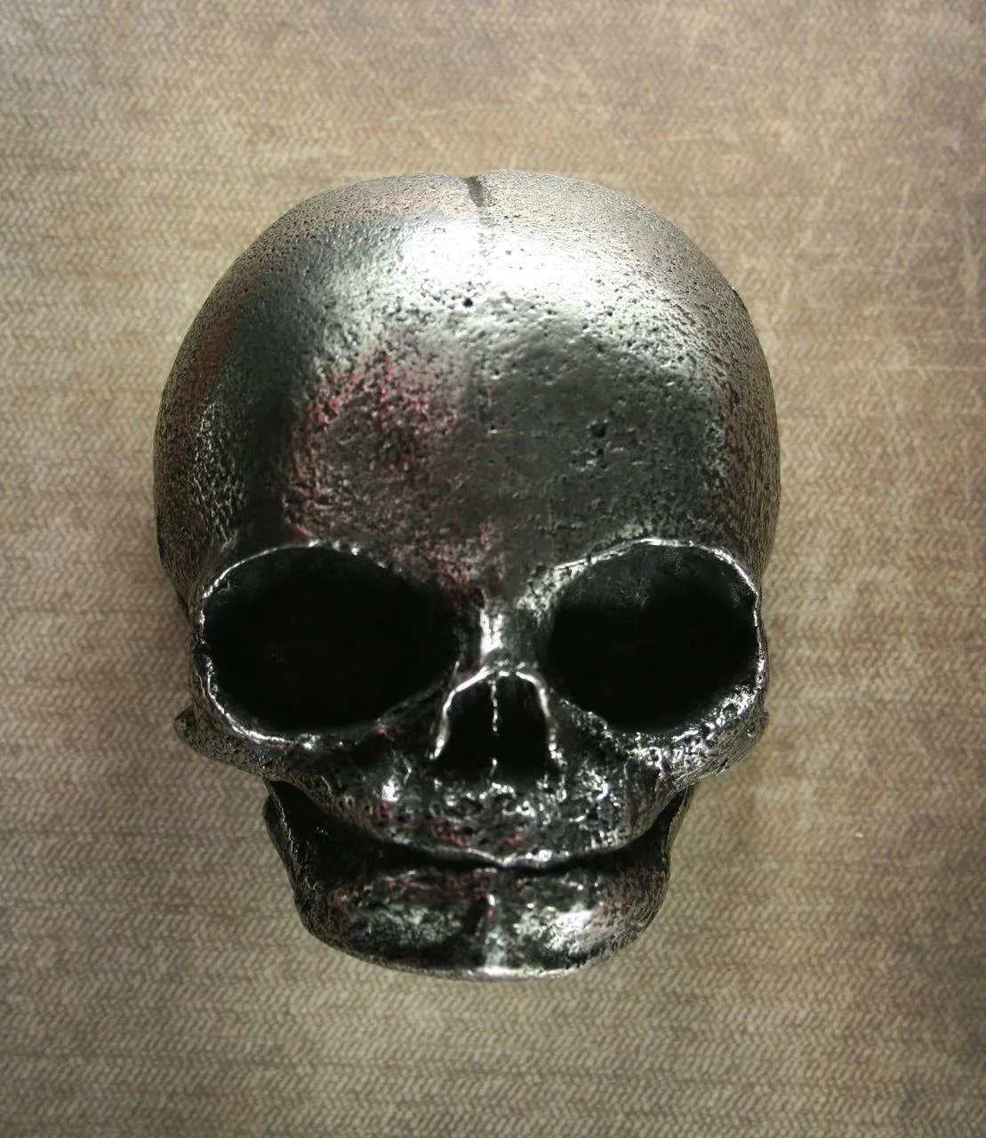 Newborn Skull Belt Buckle