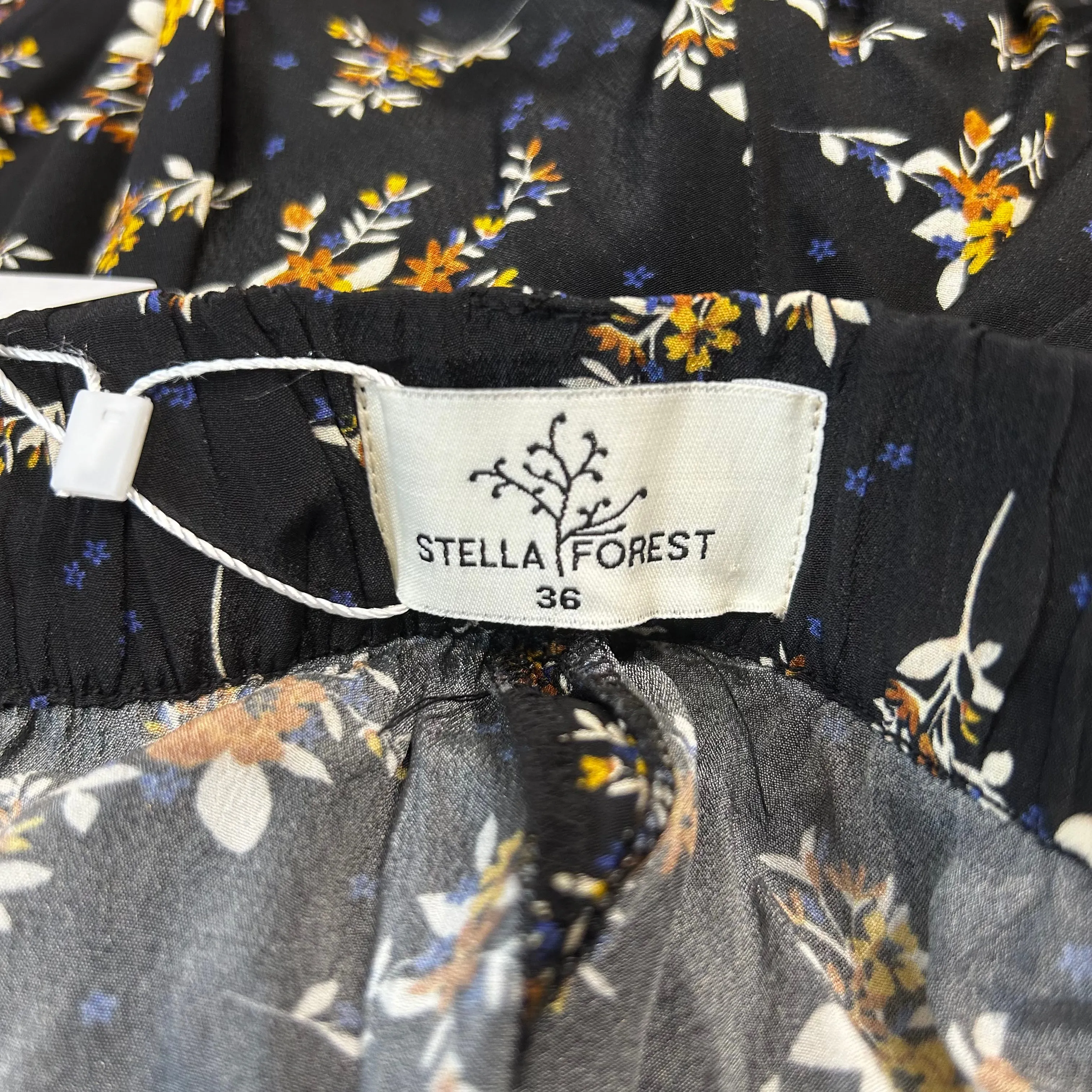 Stella Forest 200 Black Floral Viscose Pull-On Pants XS